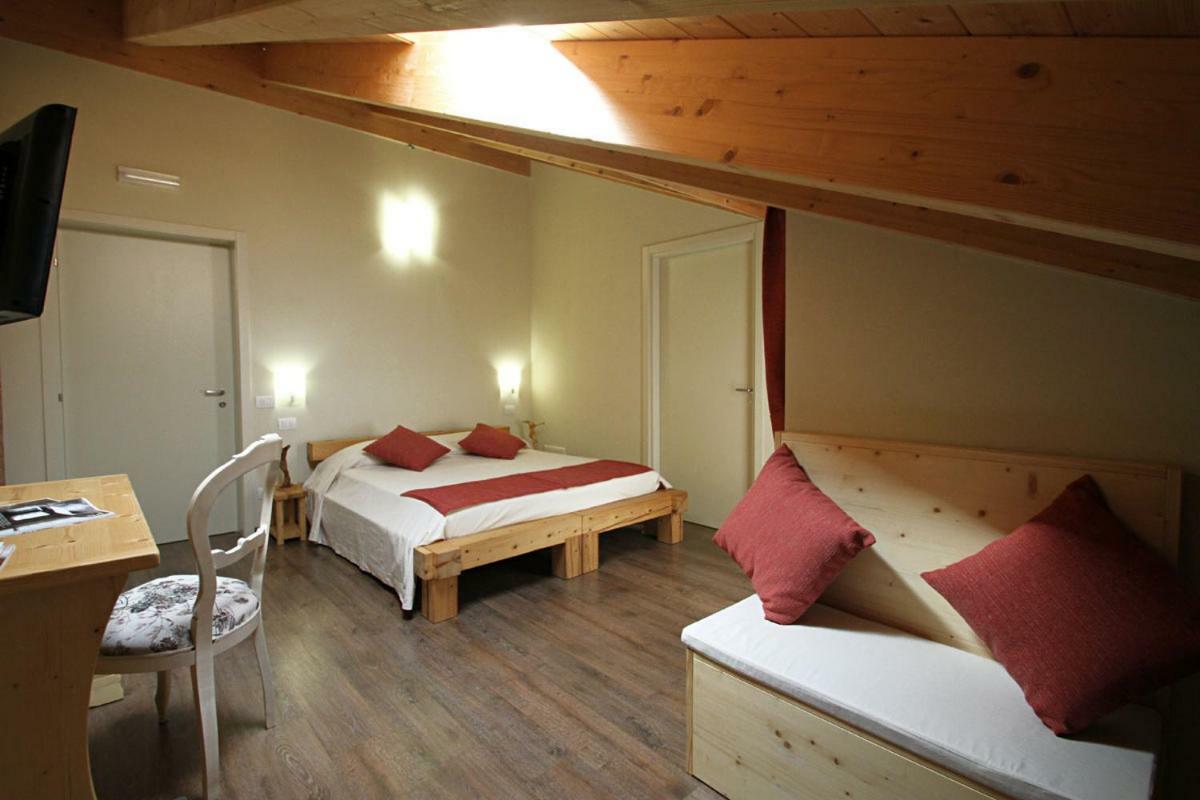 All'Albaro Agriturismo Salizzole Εξωτερικό φωτογραφία